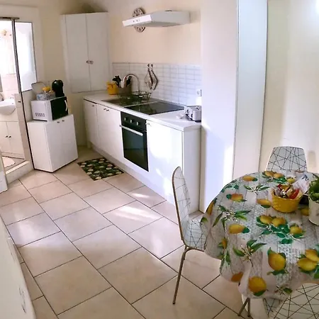 شقة Casa Vacanze Limoni *